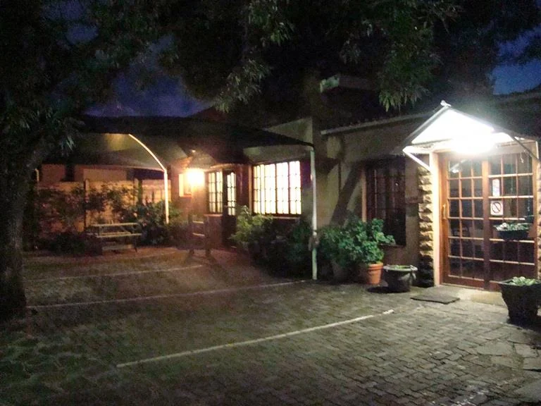 9 bedroom house situated in Bayswater.