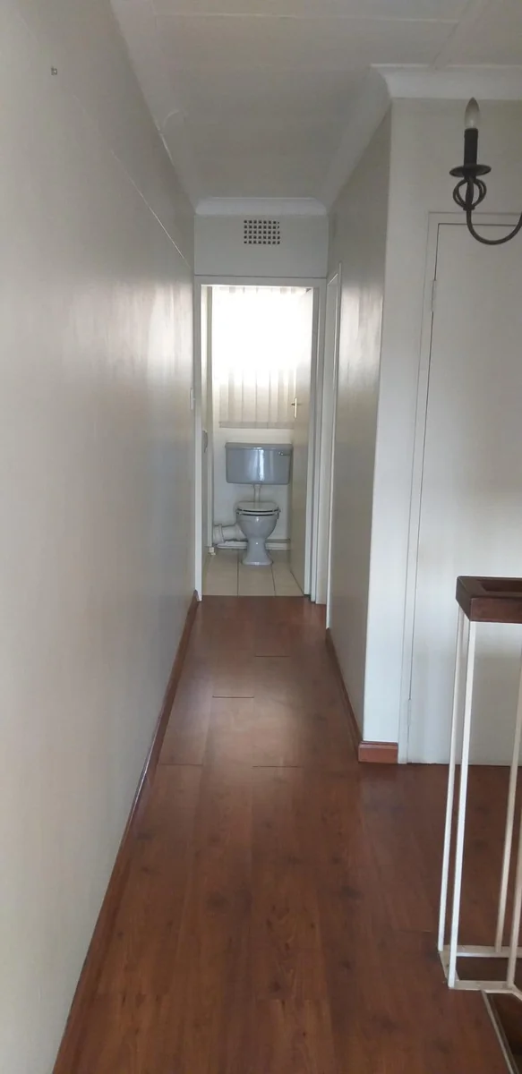 Sunny and spacious unit to rent!