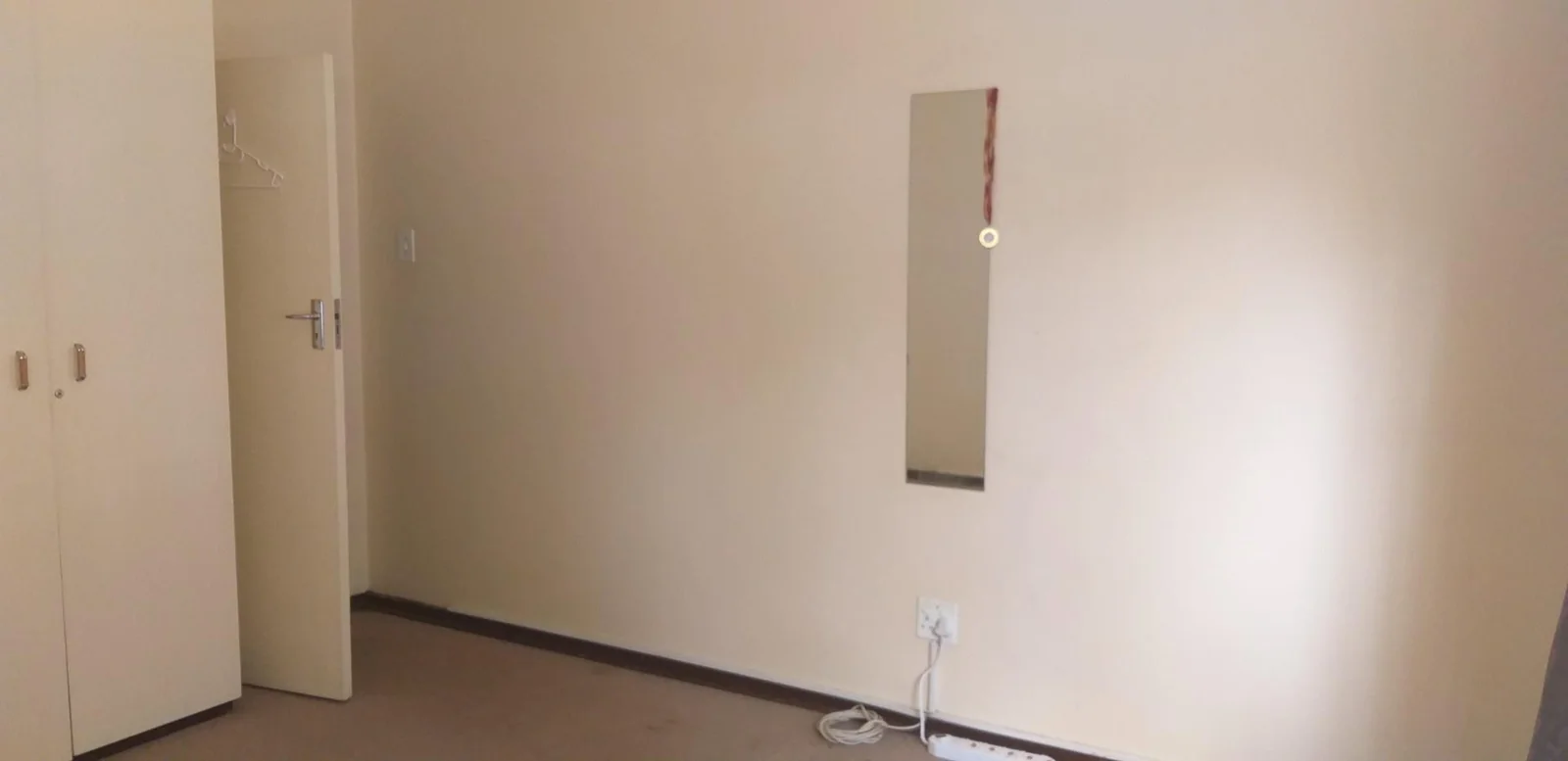 Spacious ground floor townhouse to rent in Three Rivers!