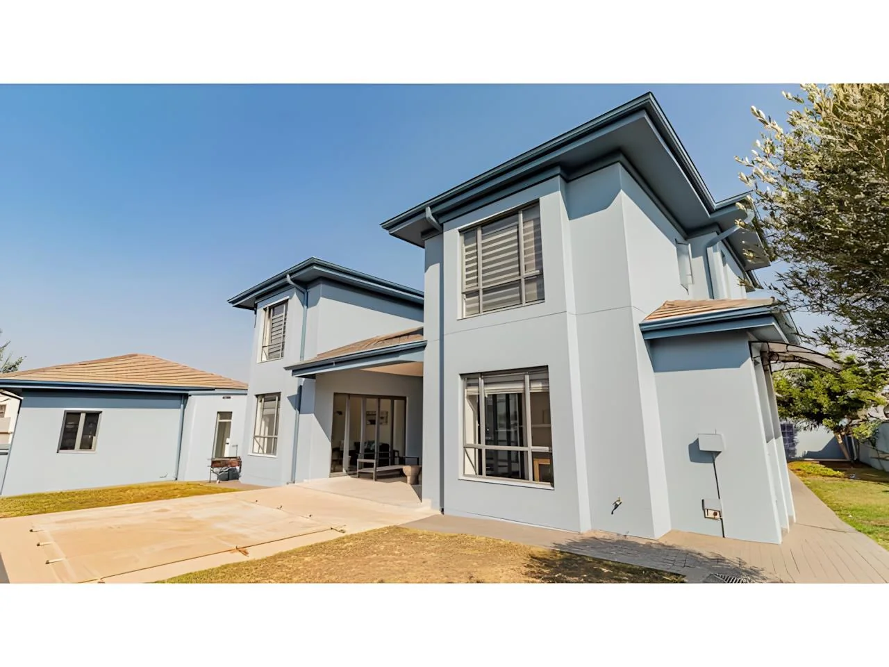 Stylish 4 Bedroom Modern House in Midrand Offering Secure Living and Prime Comfort