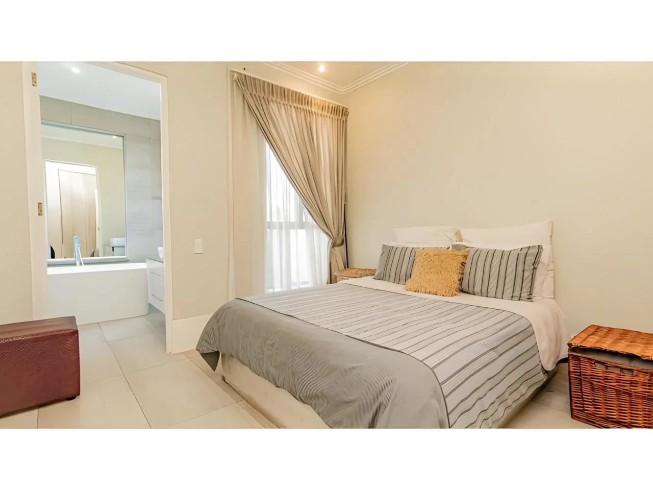 Stylish 4 Bedroom Modern House in Midrand Offering Secure Living and Prime Comfort