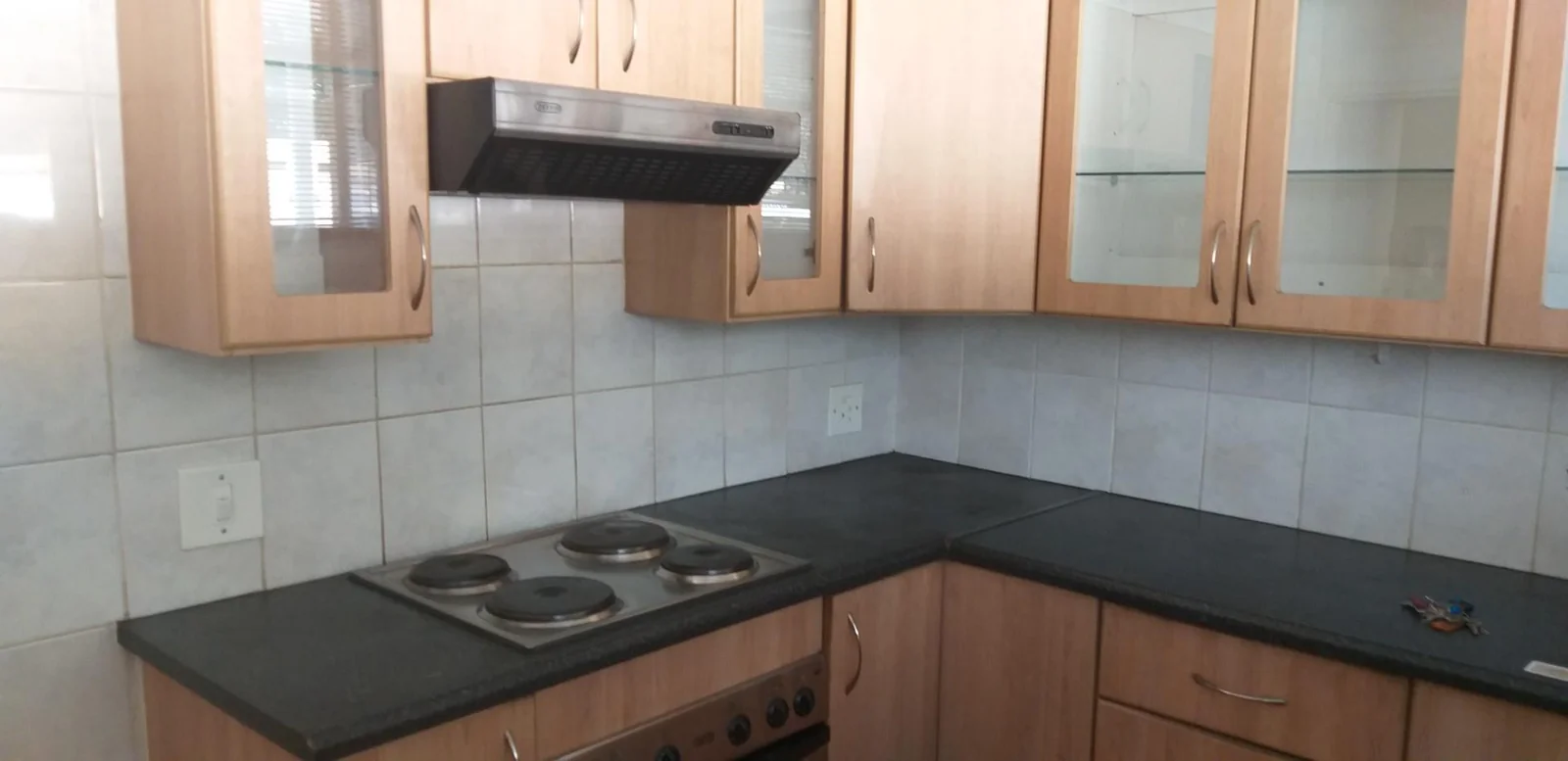 Sunny & spacious townhouse for sale in Three Rivers- Reduced to an absolute bargain price.