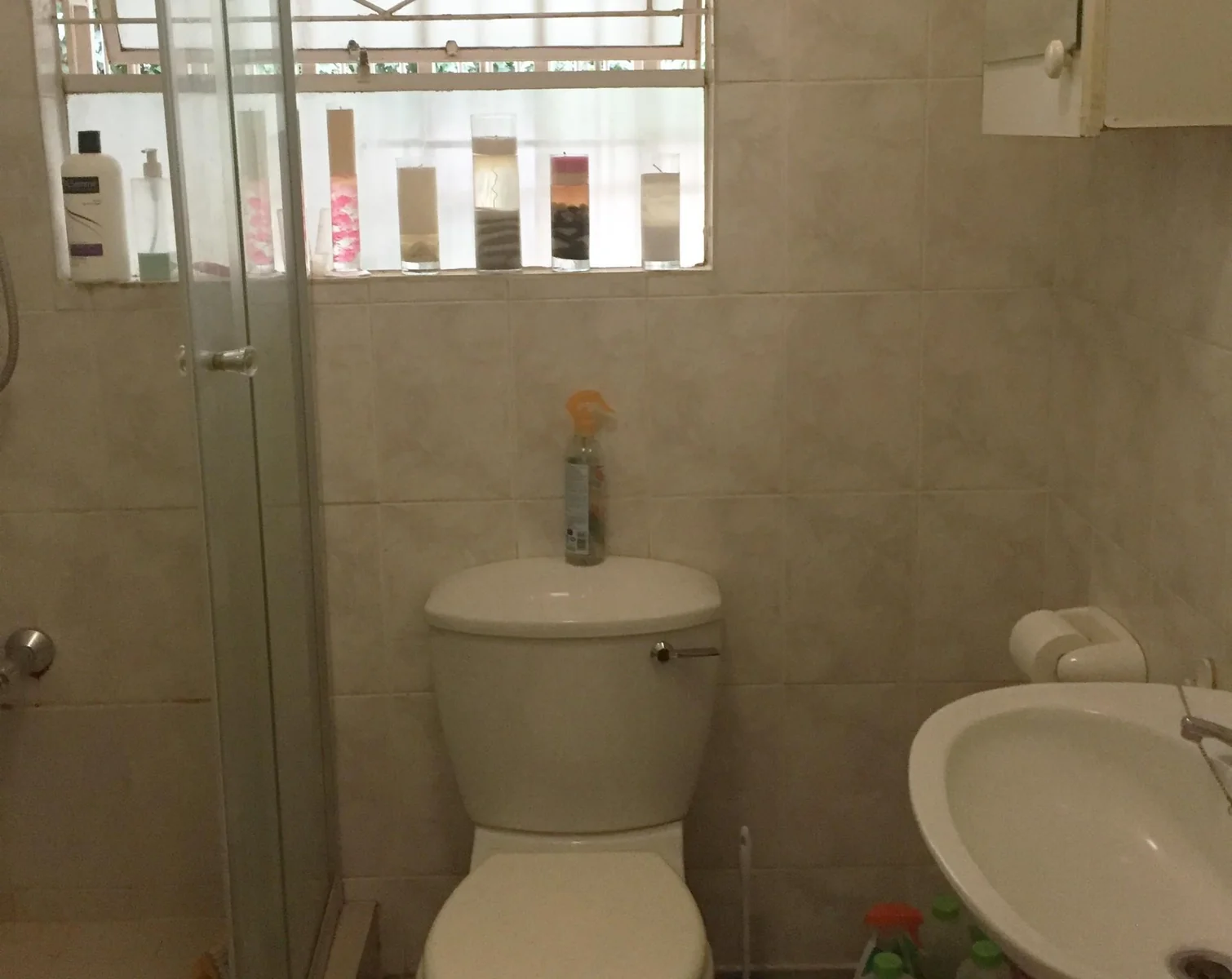Spacious two-bedroom Townhouse with pet-friendly garden.