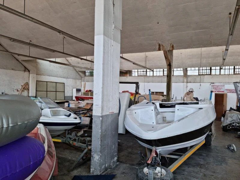 Commercial - Price Drastically REDUSED.