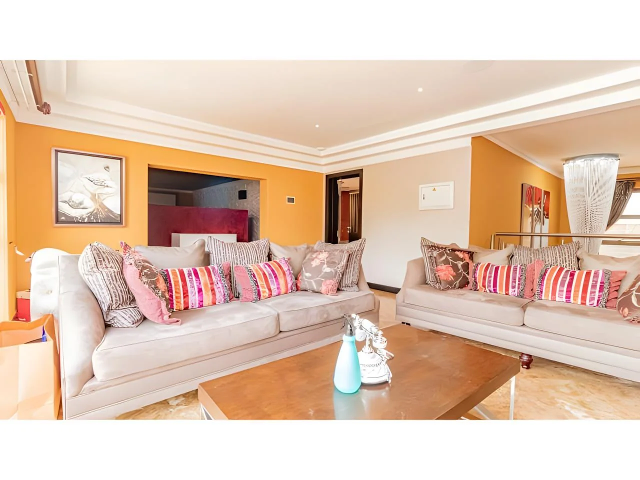 Luxurious 6 Bedroom Modern House in Midrand with Secure Living and Prime Location