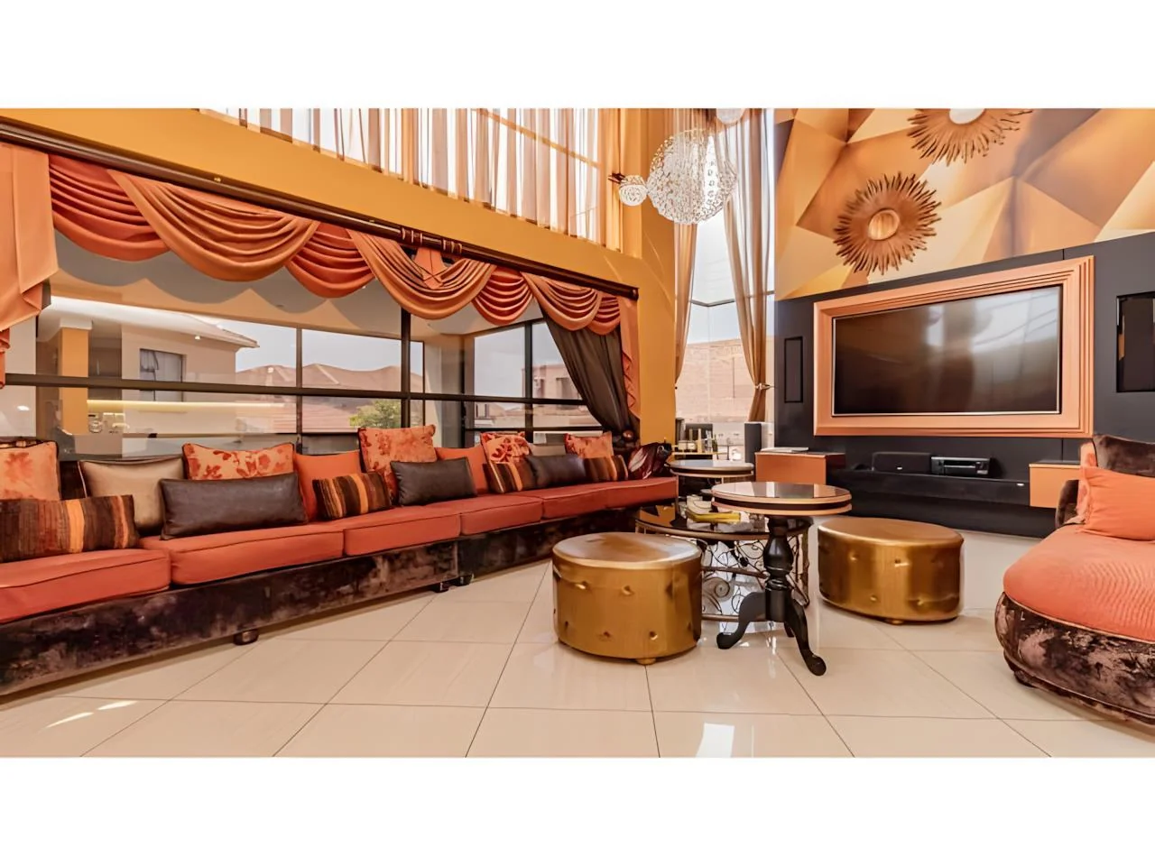 Luxurious 6 Bedroom Modern House in Midrand with Secure Living and Prime Location