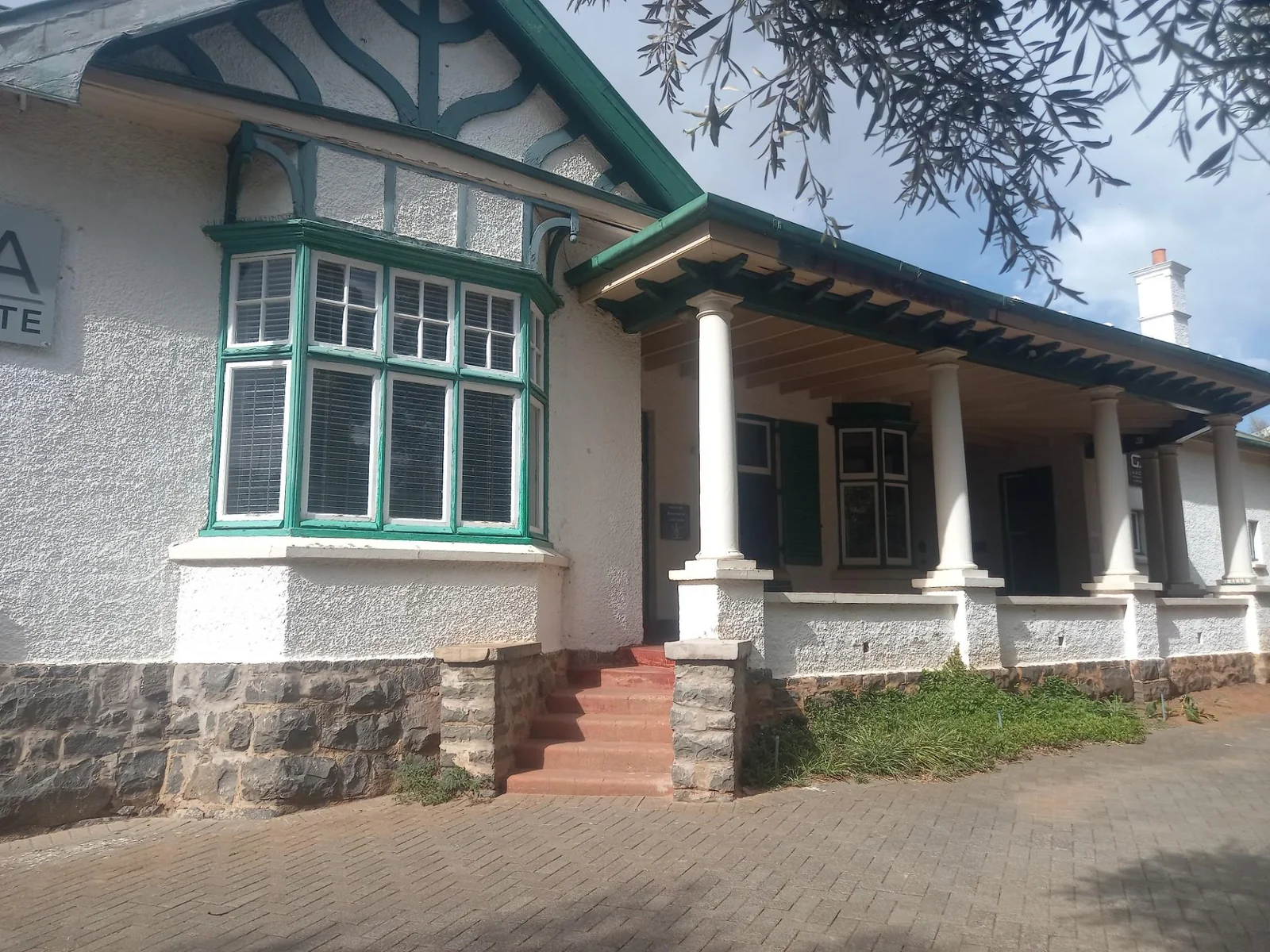 2 Bedroom Apartment or office