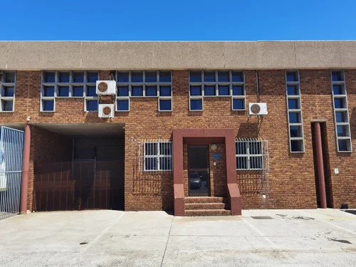 22 Drill, Montague Gardens, Milnerton