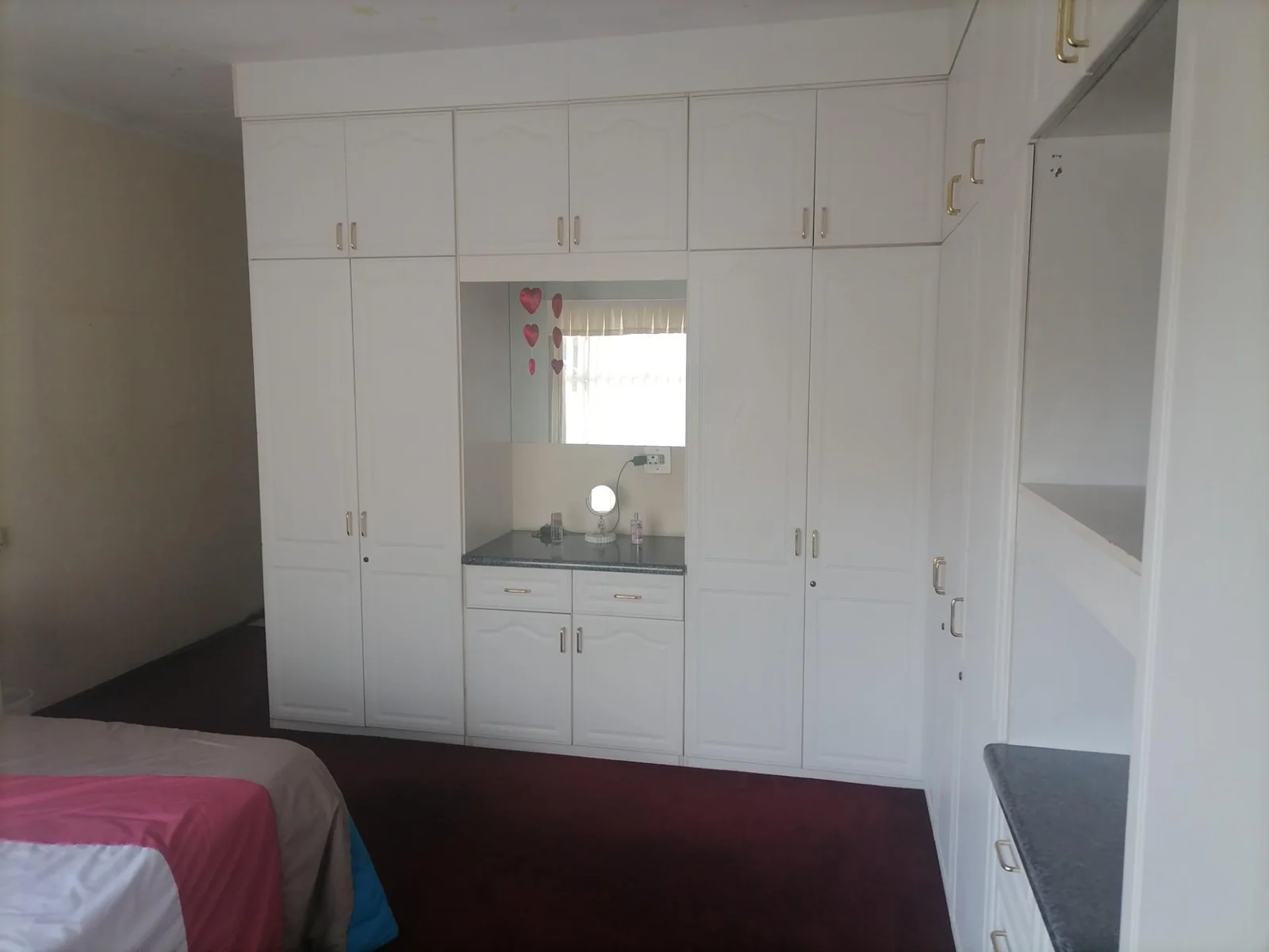 Spacious & secure 3 Bedroomed townhouse for sale in Three Rivers.