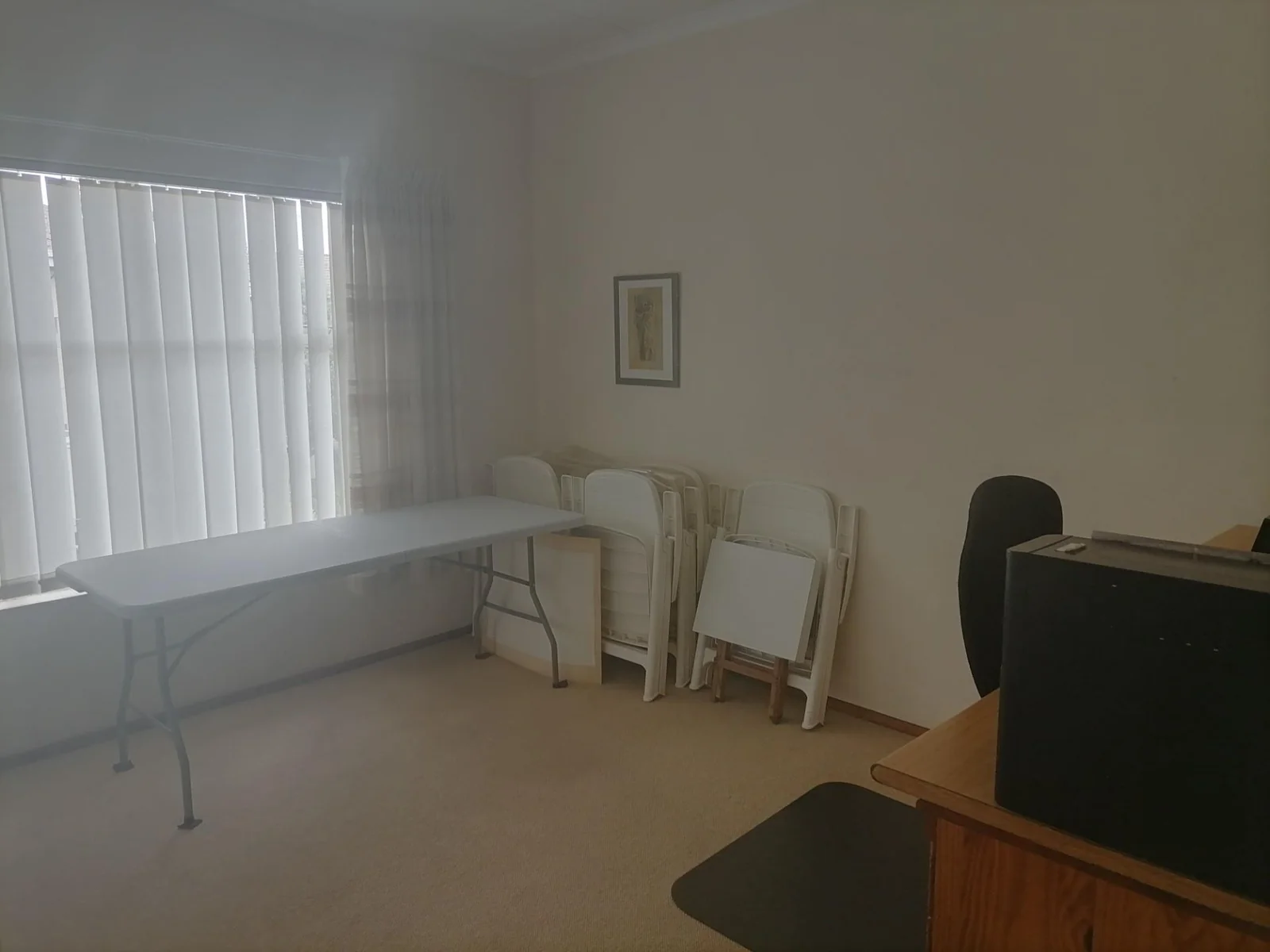 Spacious & secure 3 Bedroomed townhouse for sale in Three Rivers.