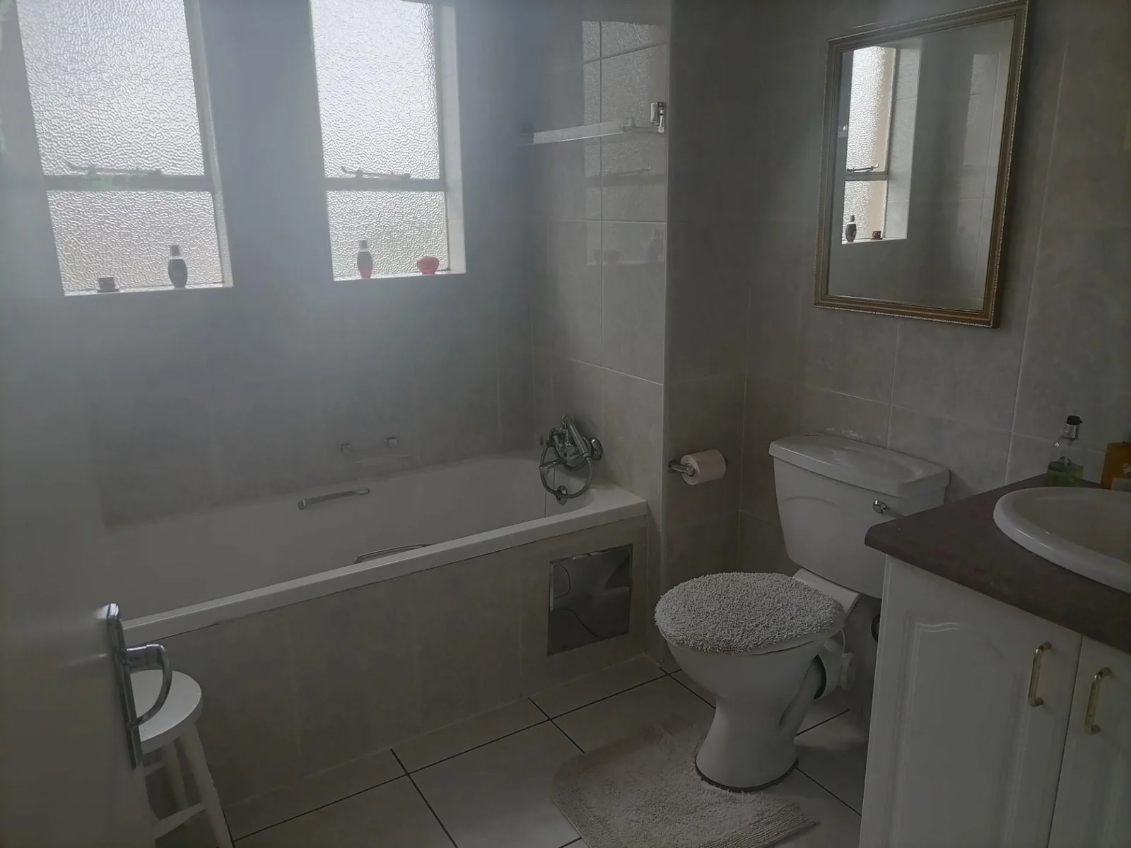 Spacious & secure 3 Bedroomed townhouse for sale in Three Rivers.