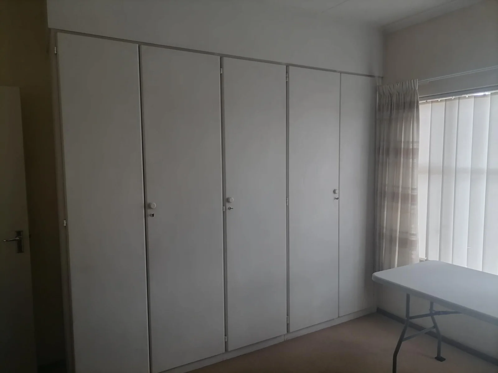 Spacious & secure 3 Bedroomed townhouse for sale in Three Rivers.