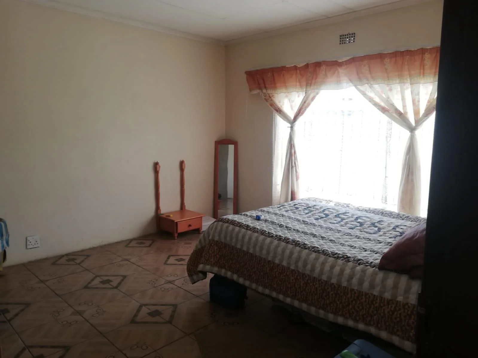 Beautiful 3 Bedroom house