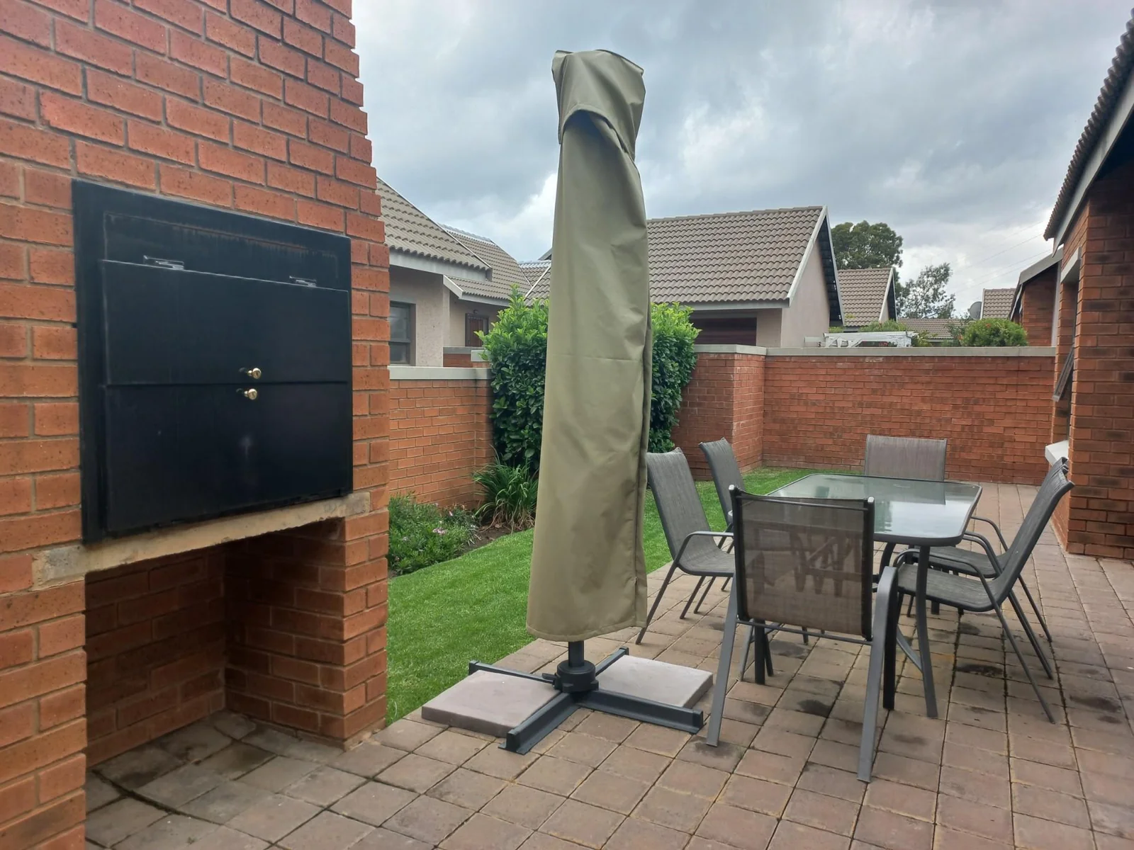 Two bedroom townhouse for sale in Heuwelsig