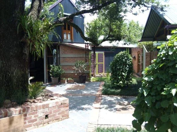 Architects home for sale in Clydesdale