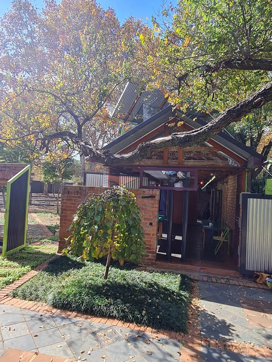 Architects home for sale in Clydesdale