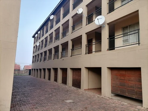 Three Rivers East, Vereeniging