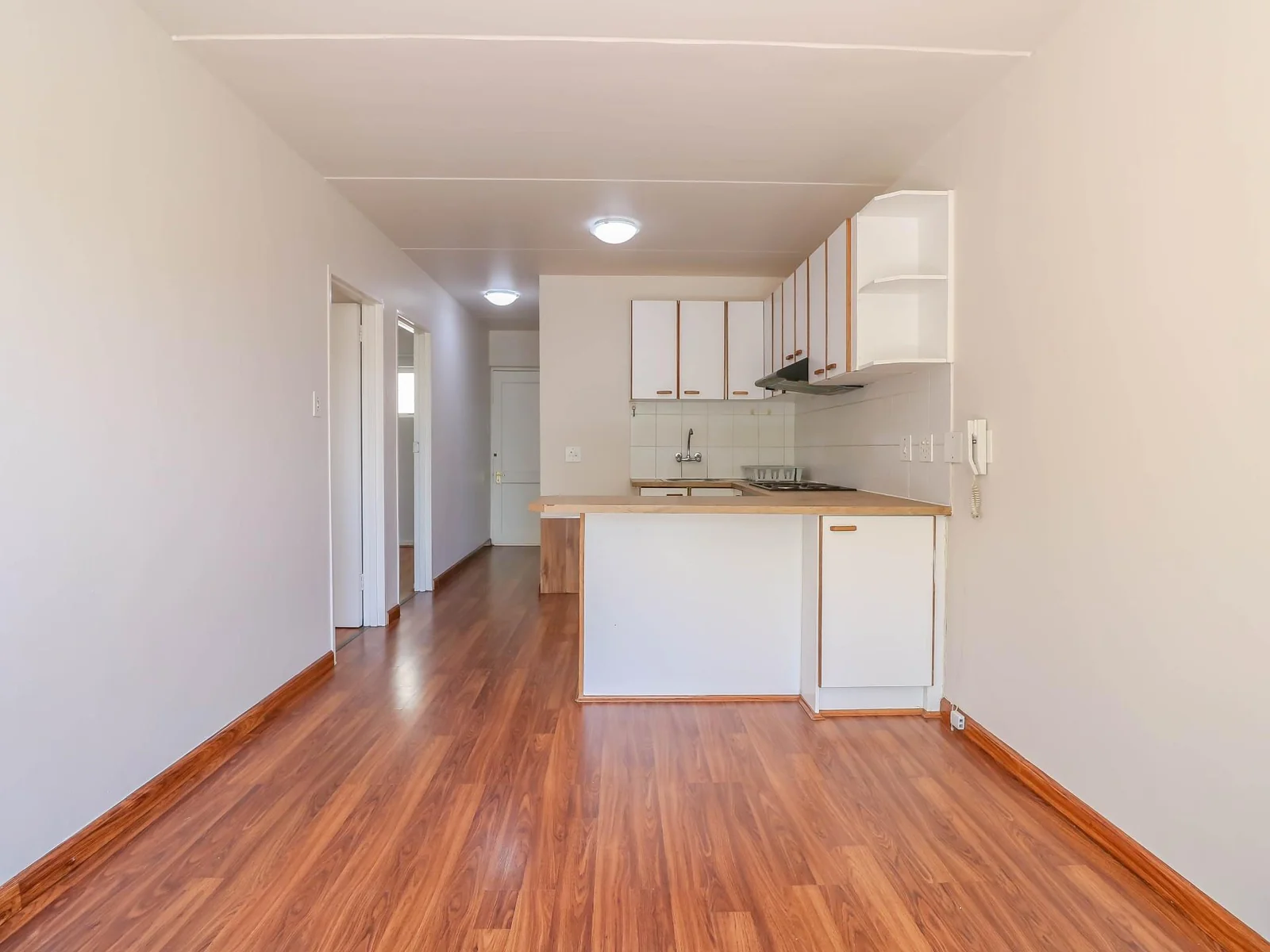 2 Bedroom  Apartment - La Colline