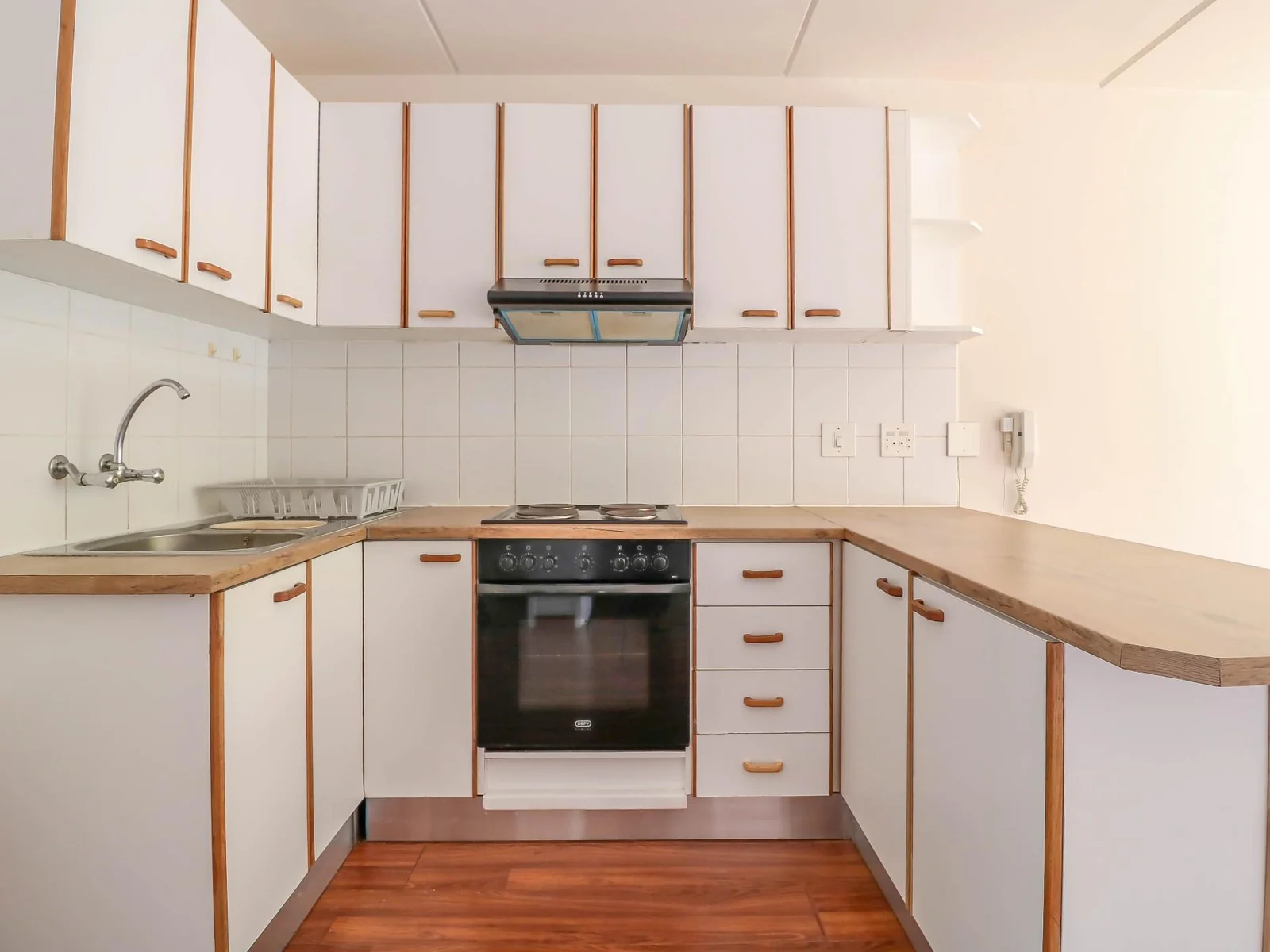 2 Bedroom  Apartment - La Colline