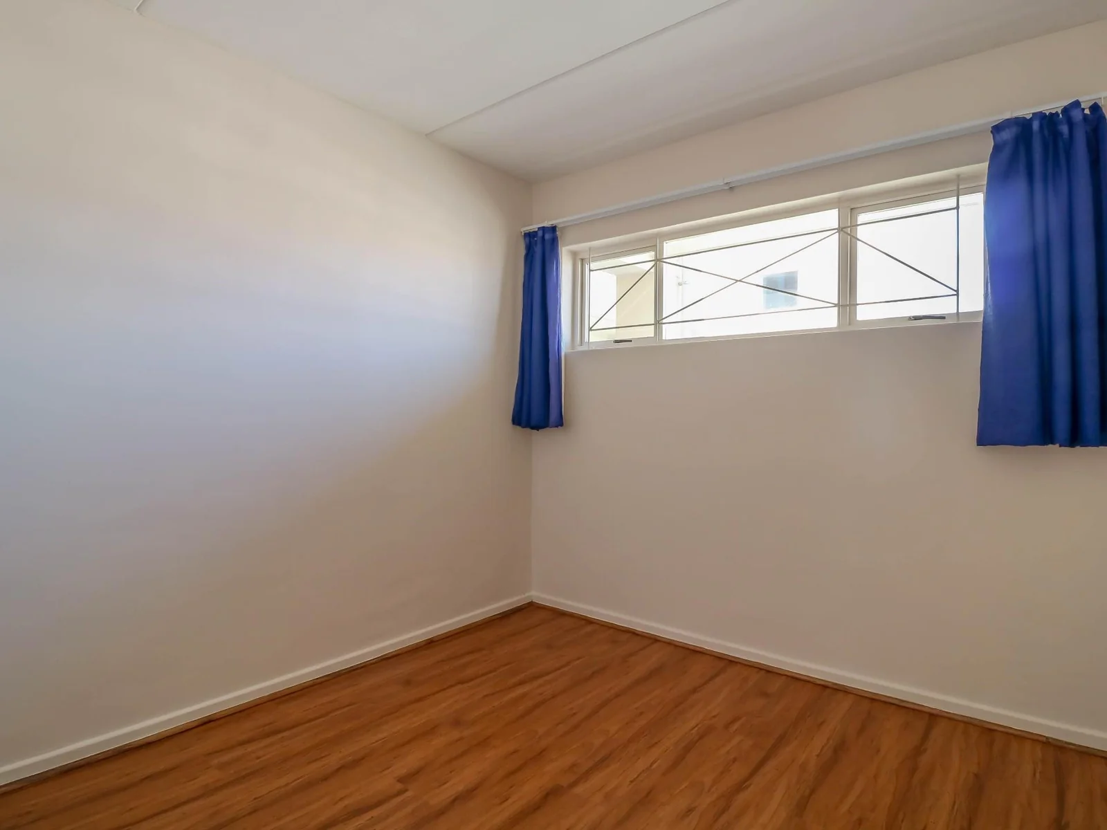 2 Bedroom  Apartment - La Colline
