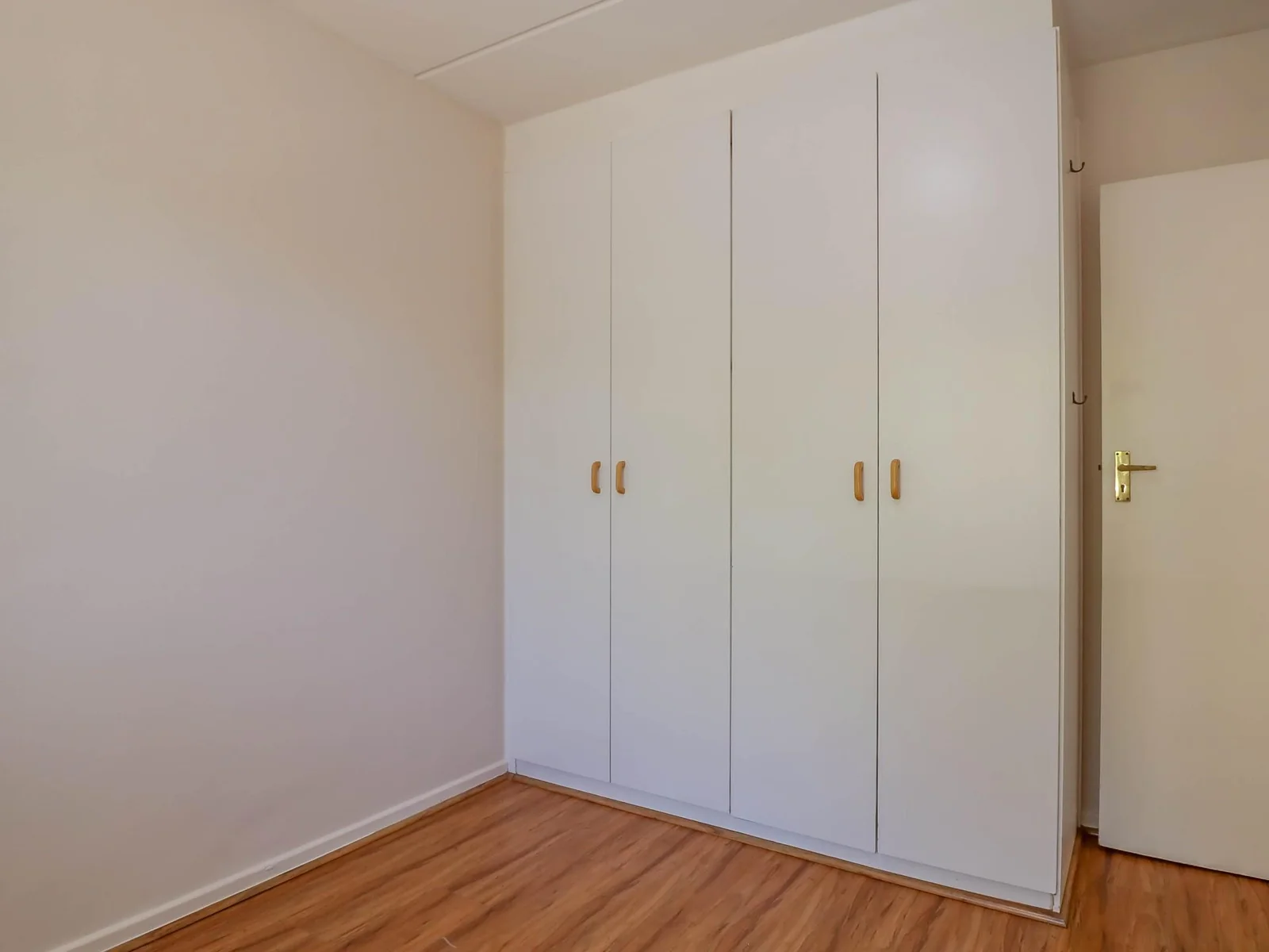 2 Bedroom  Apartment - La Colline