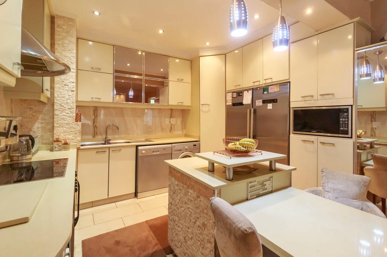 3 bedrooms apartment with  Parking