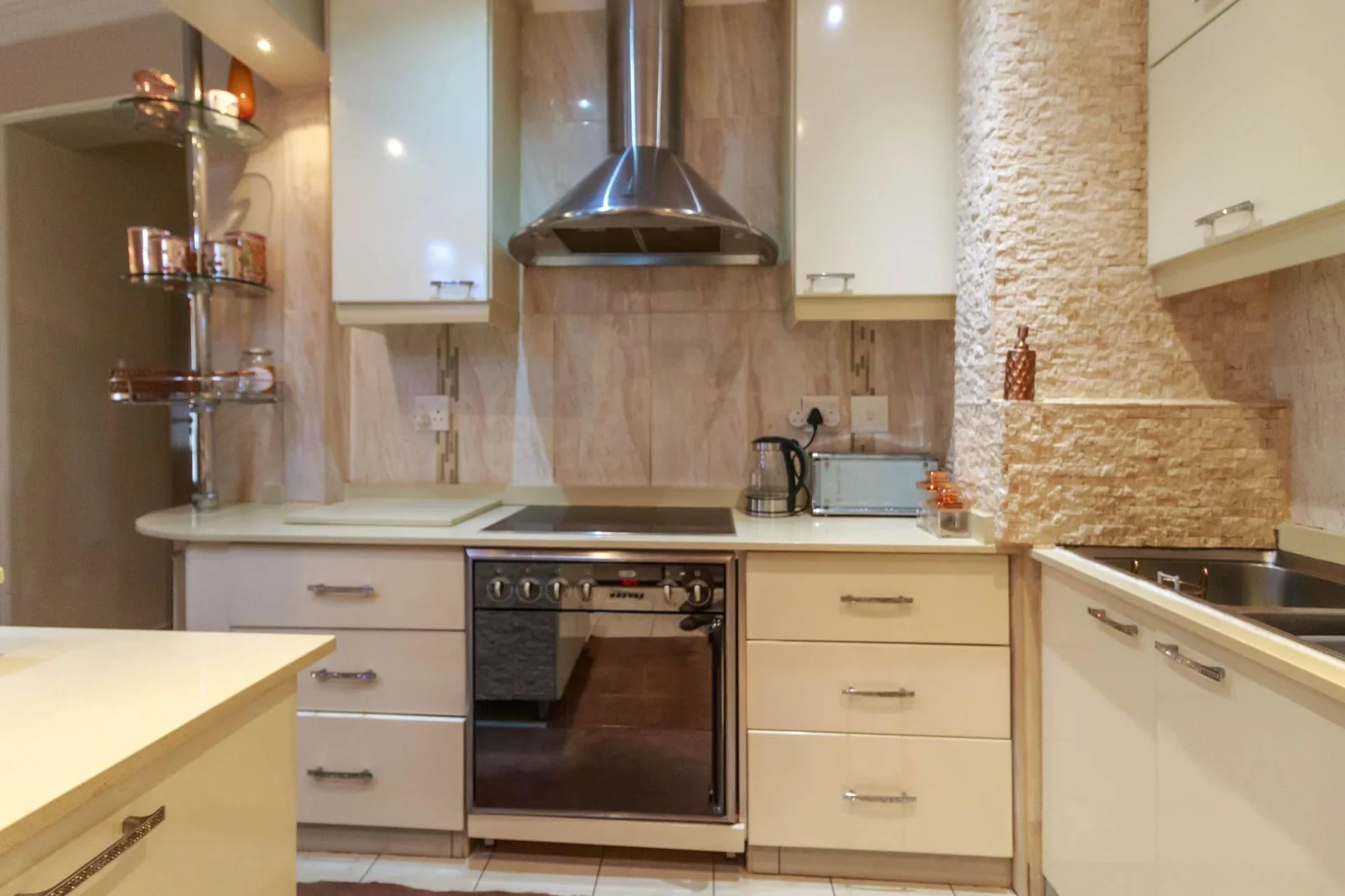 3 bedrooms apartment with  Parking