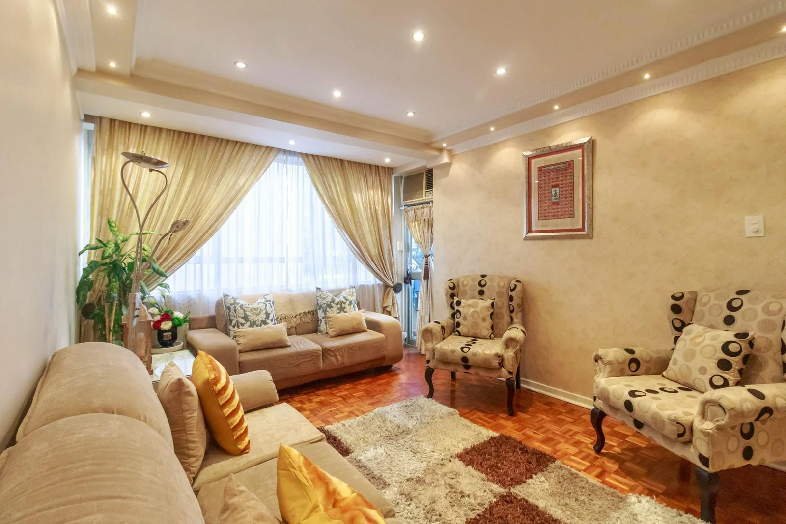 3 bedrooms apartment with  Parking