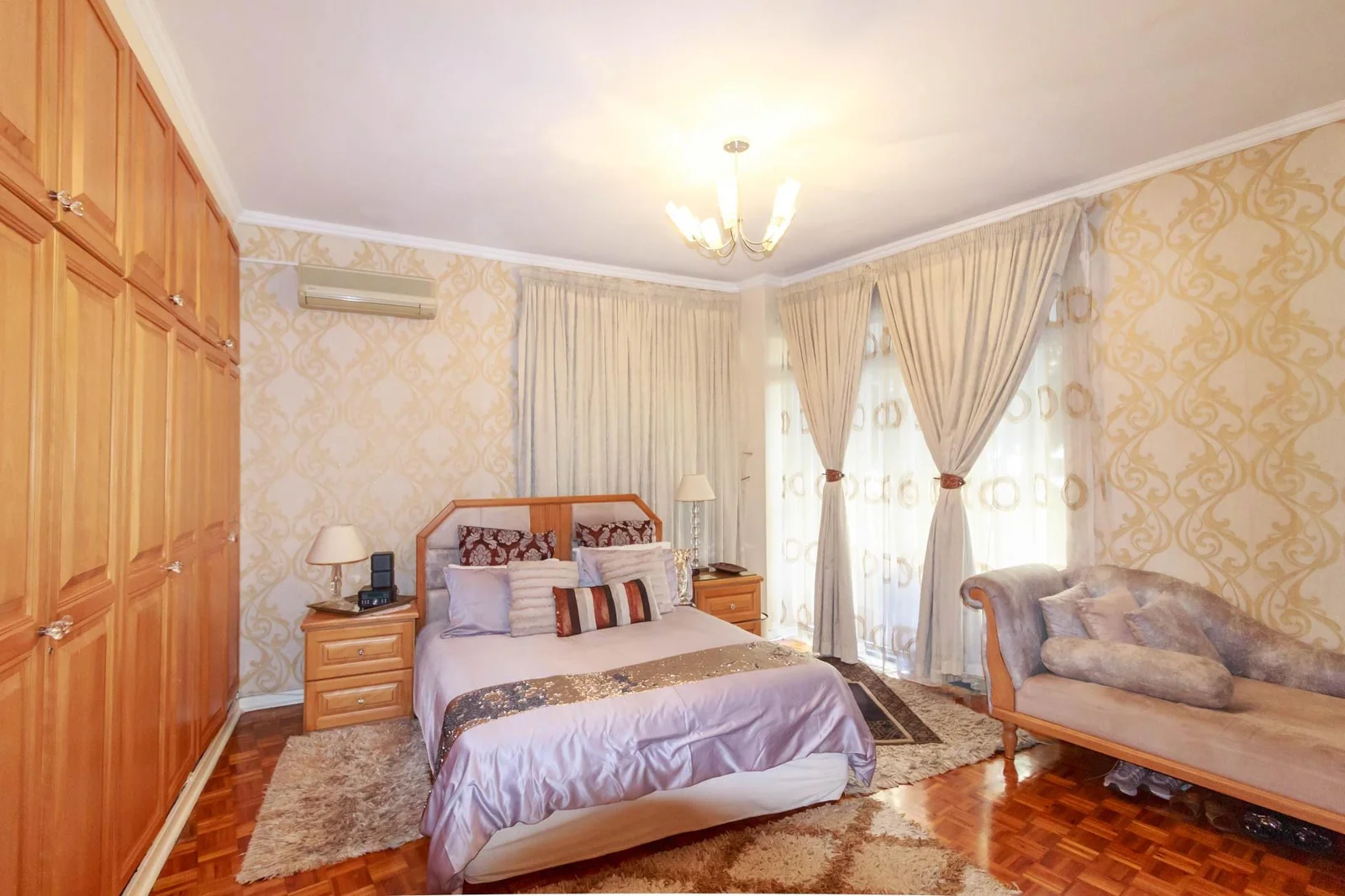 3 bedrooms apartment with  Parking