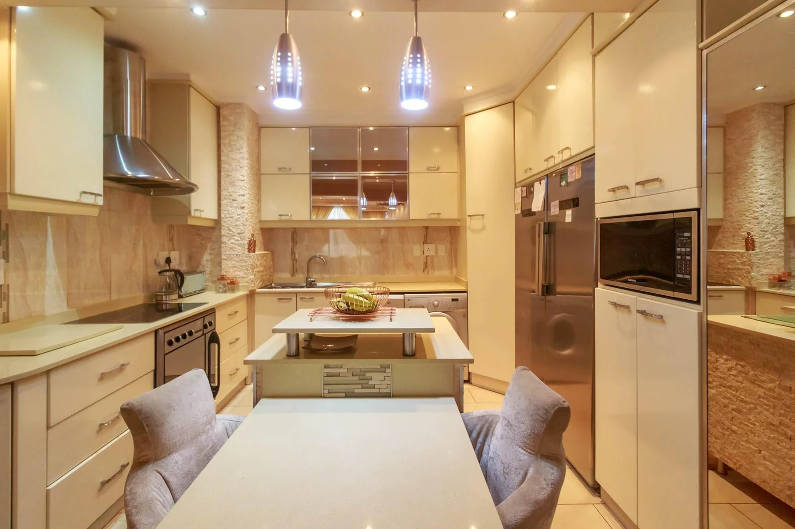 3 bedrooms apartment with  Parking