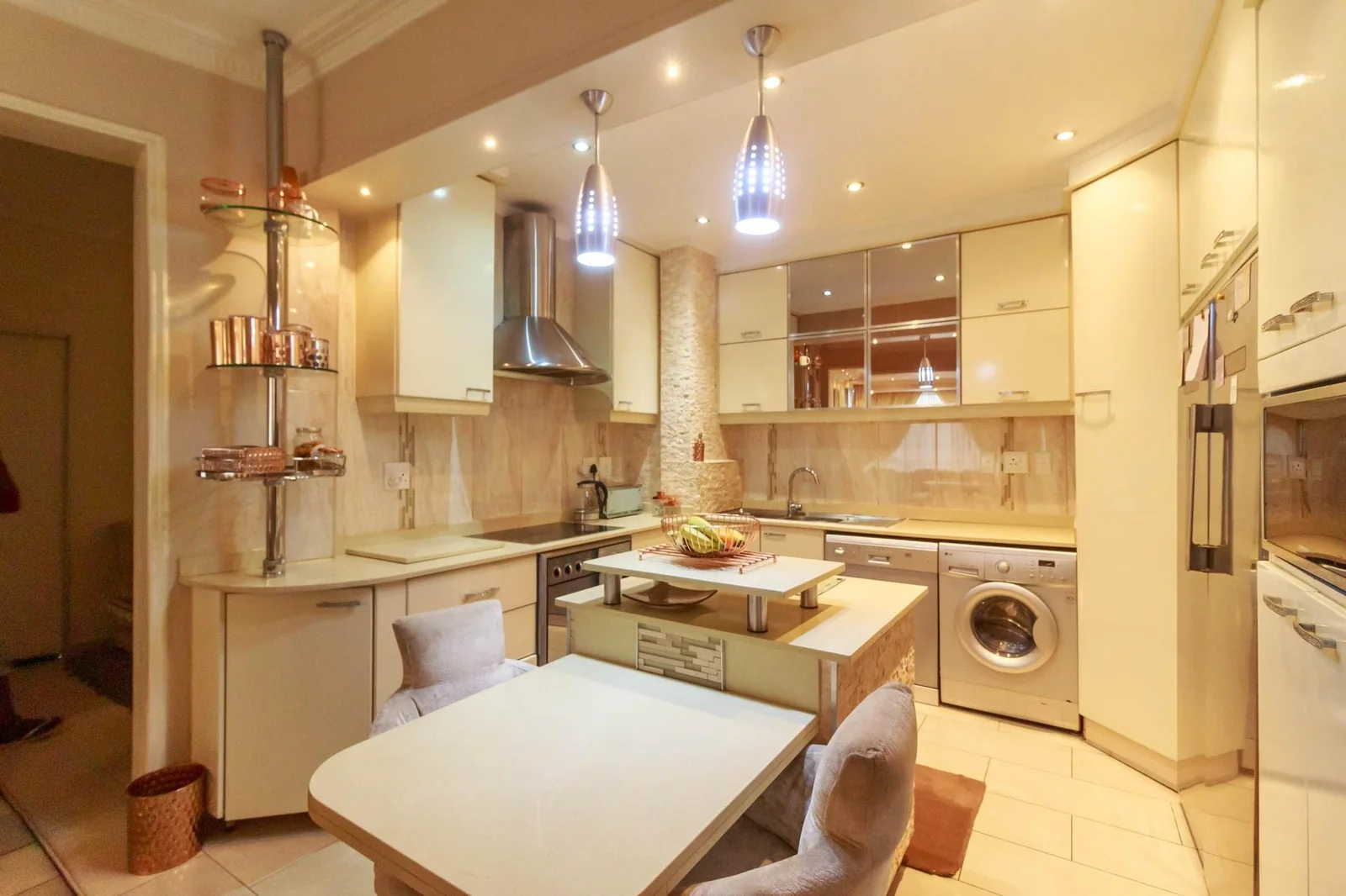 3 bedrooms apartment with  Parking