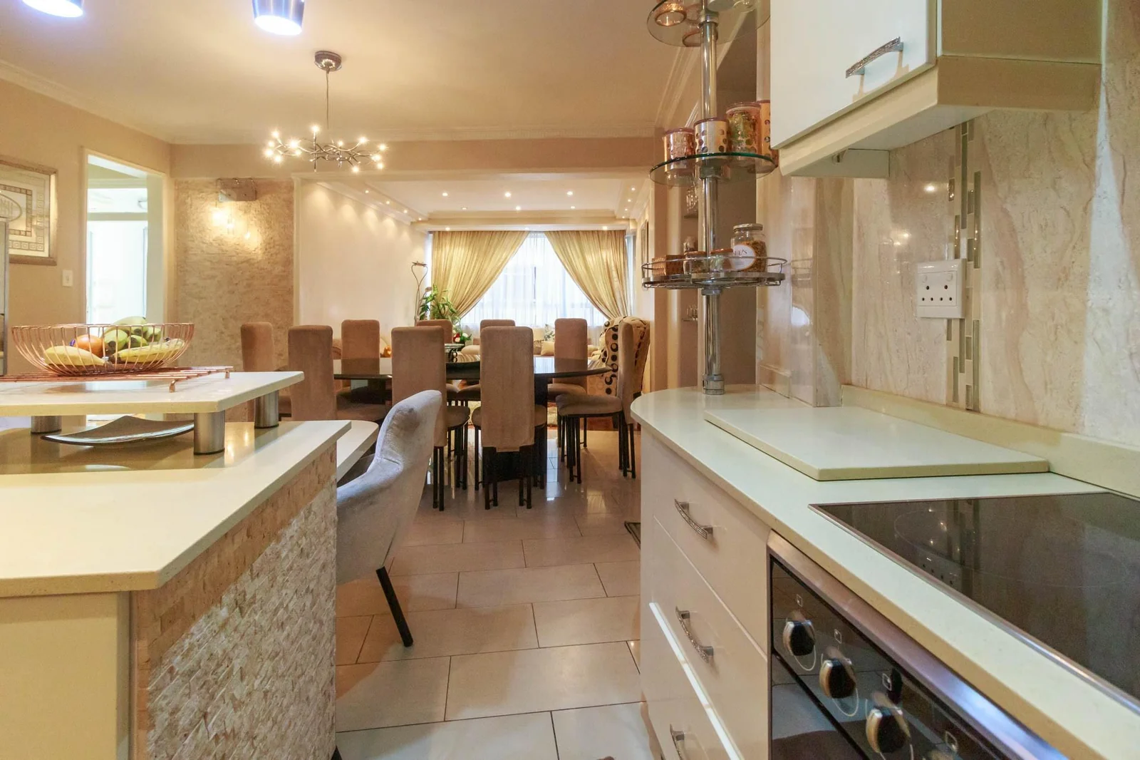 3 bedrooms apartment with  Parking