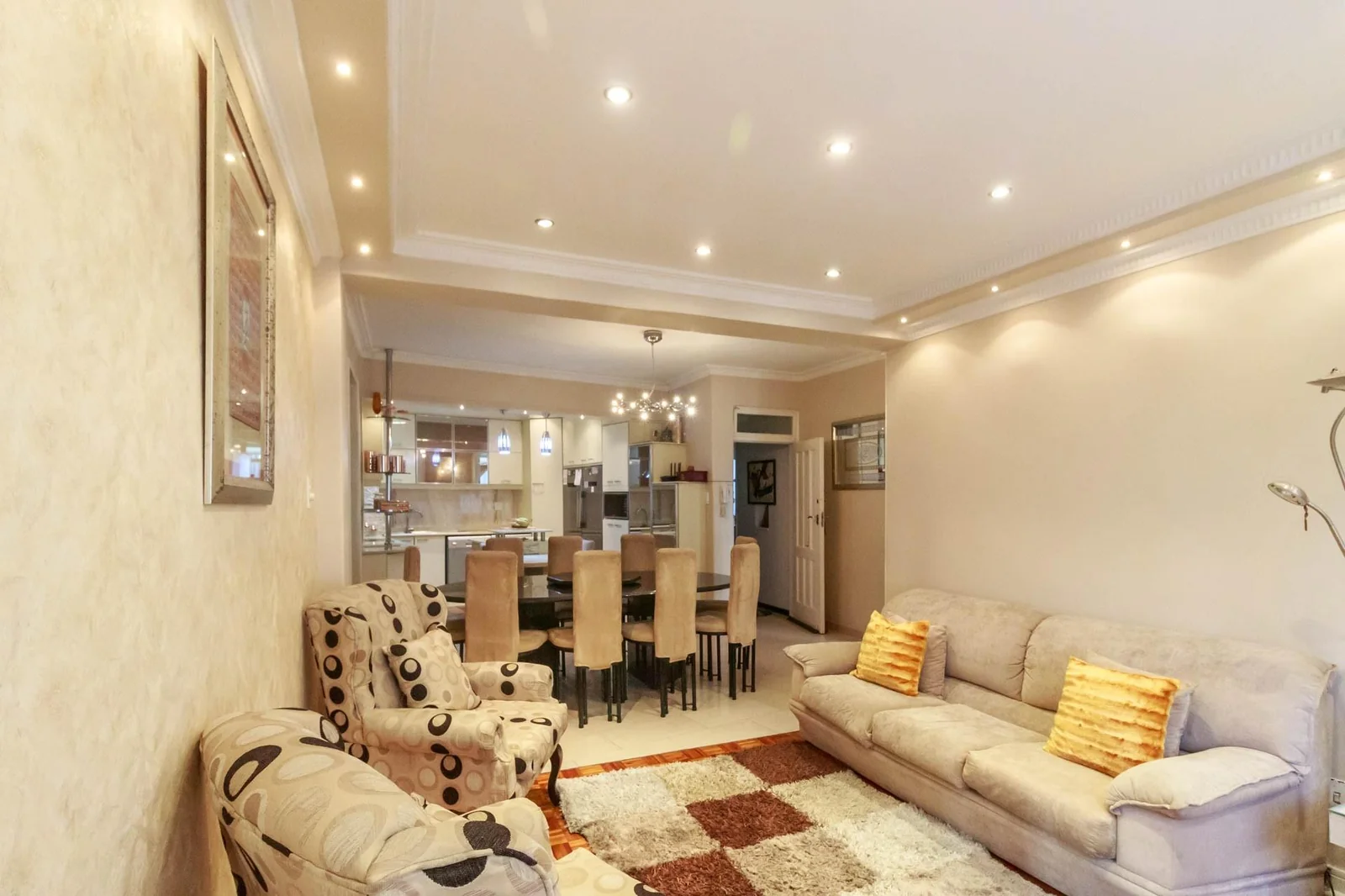 3 bedrooms apartment with  Parking