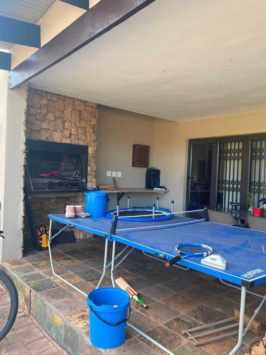 4 Bedroom House For Sale on Golf Estate