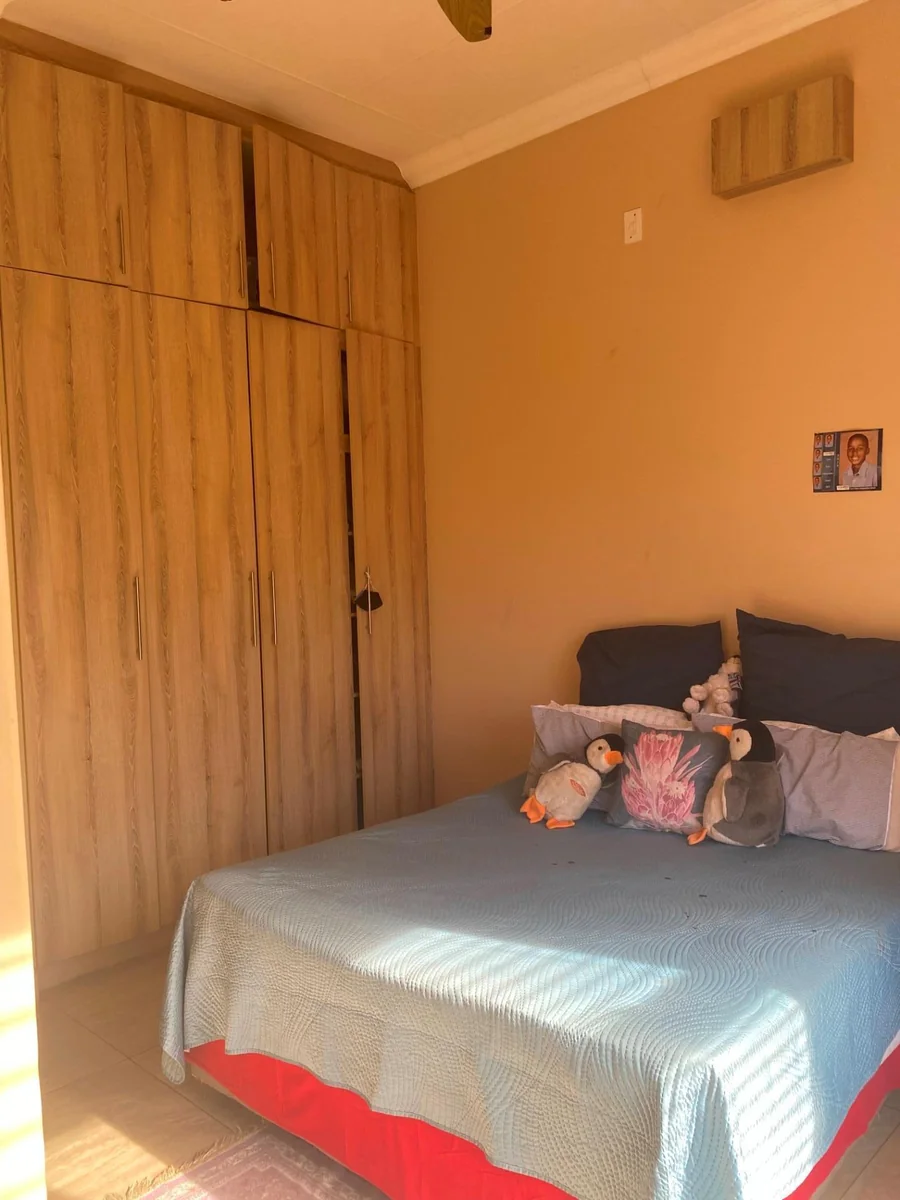 4 Bedroom House For Sale on Golf Estate