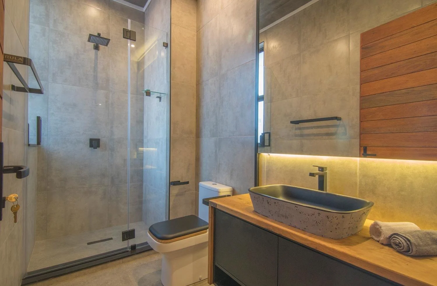 3bedroom Penthouse for Sale in Rynfield
