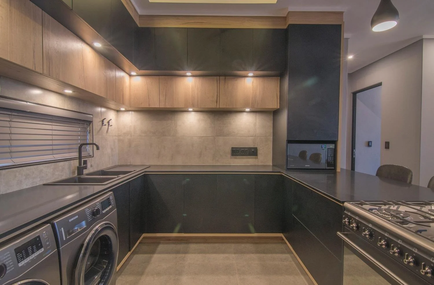 3bedroom Penthouse for Sale in Rynfield