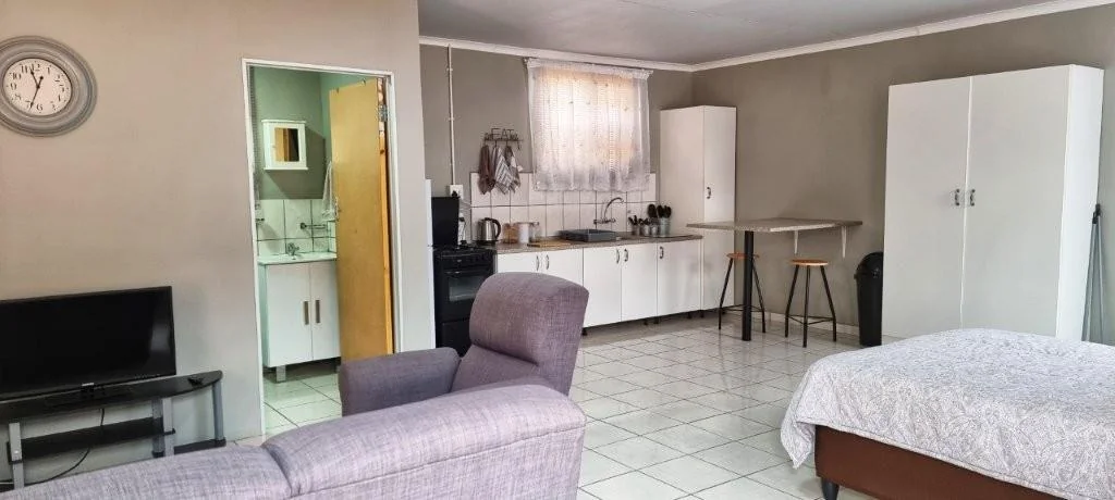 Bachelor flat to rent