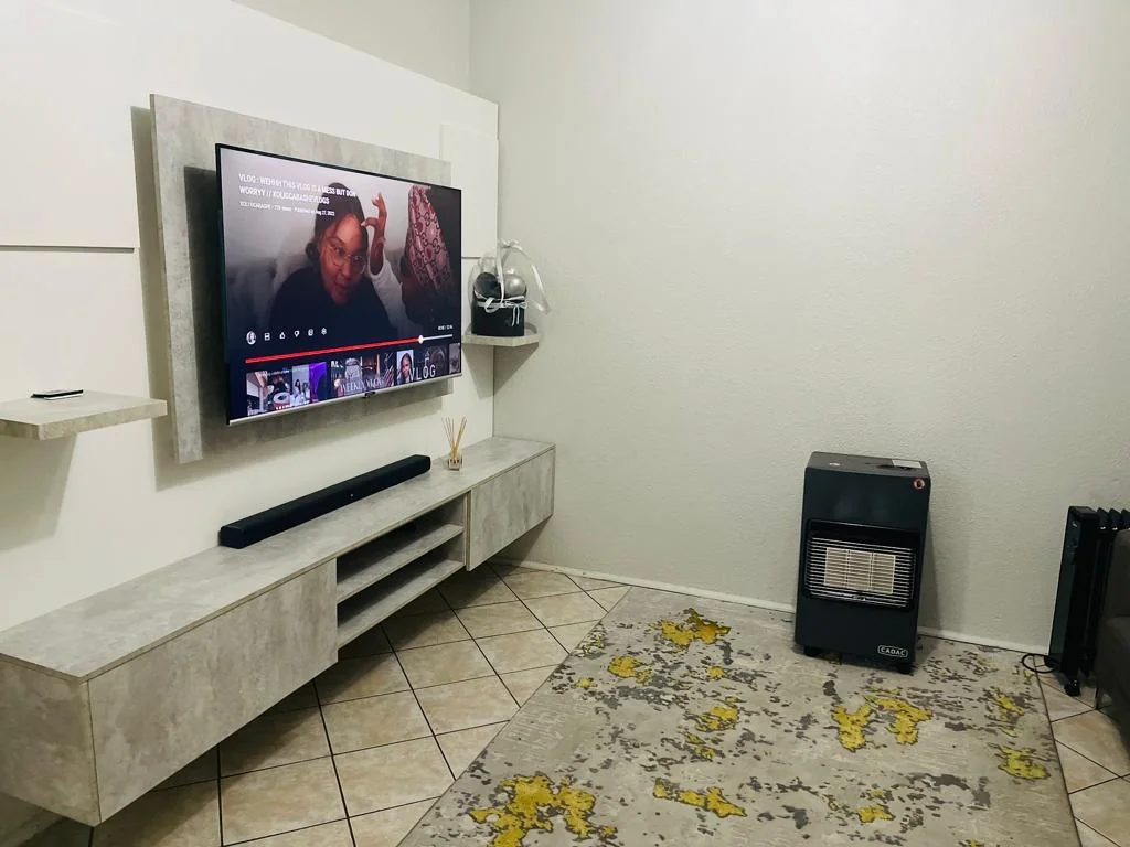 Stylish 2 bedroomed unit to let in Vaal Park.