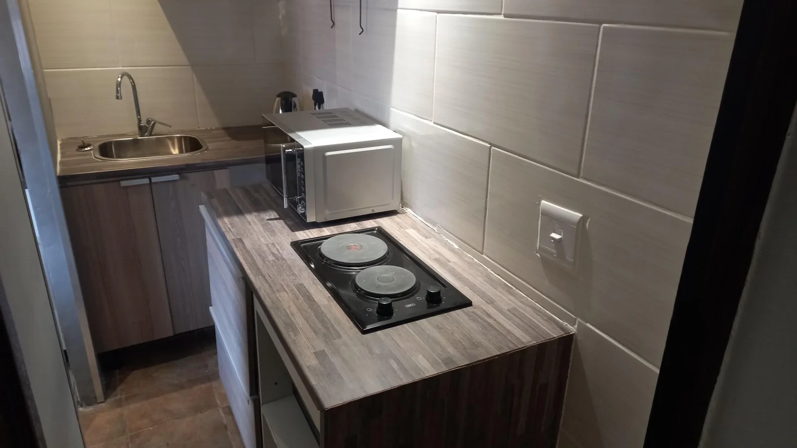 Bachelor flat to rent in Spitskop