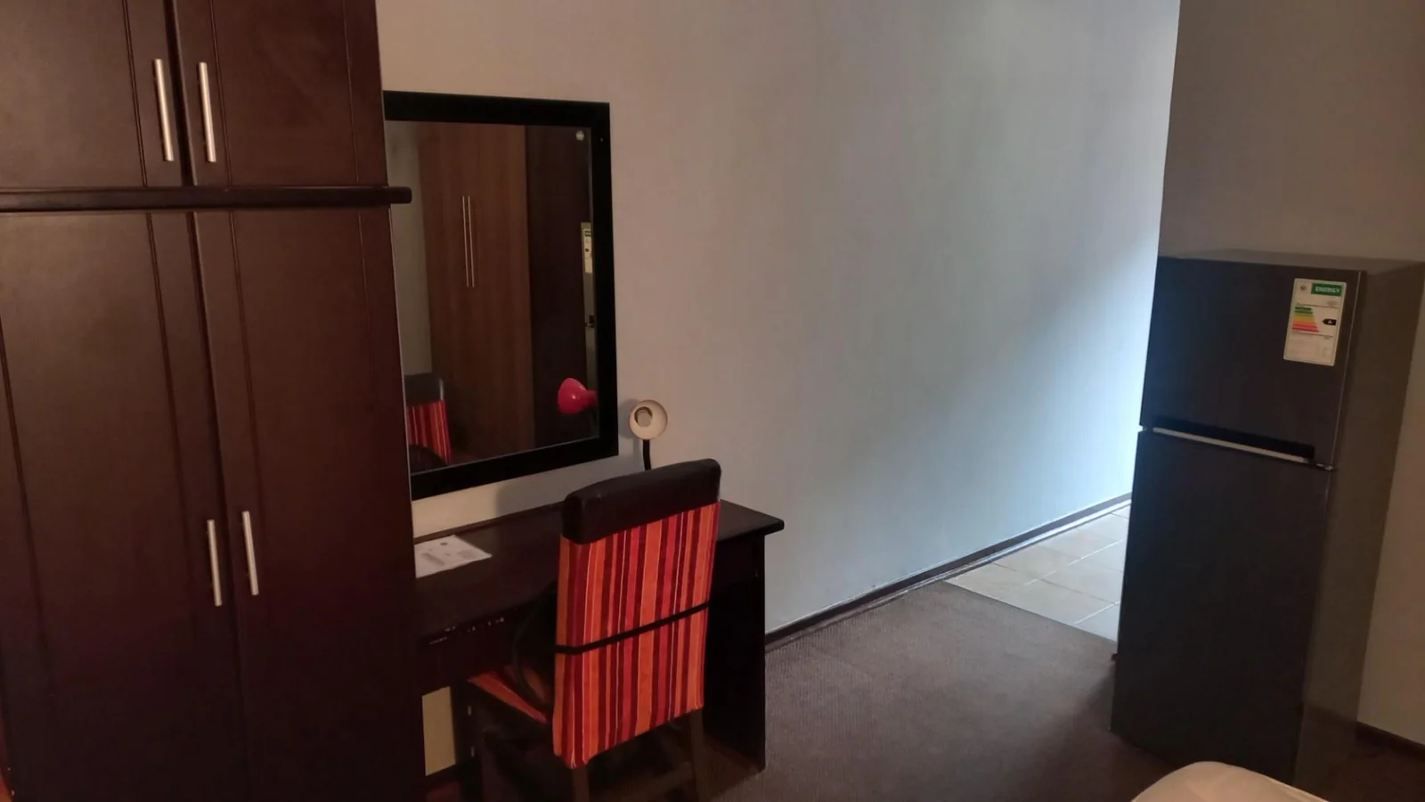 Bachelor flat to rent in Spitskop