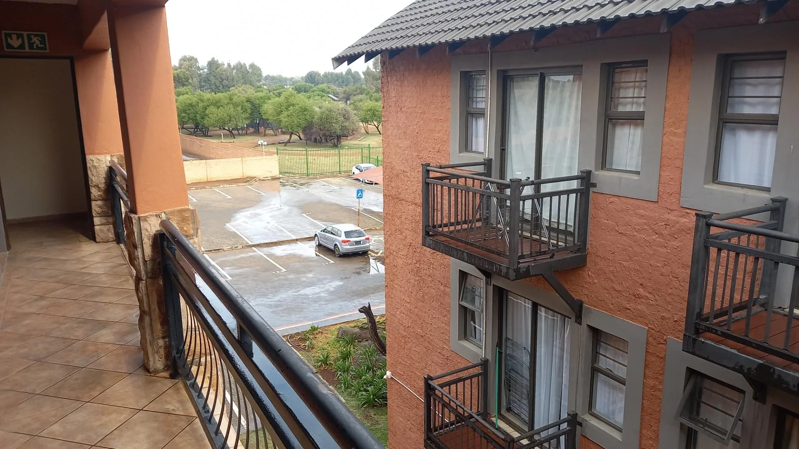 Bachelor flat to rent in Spitskop