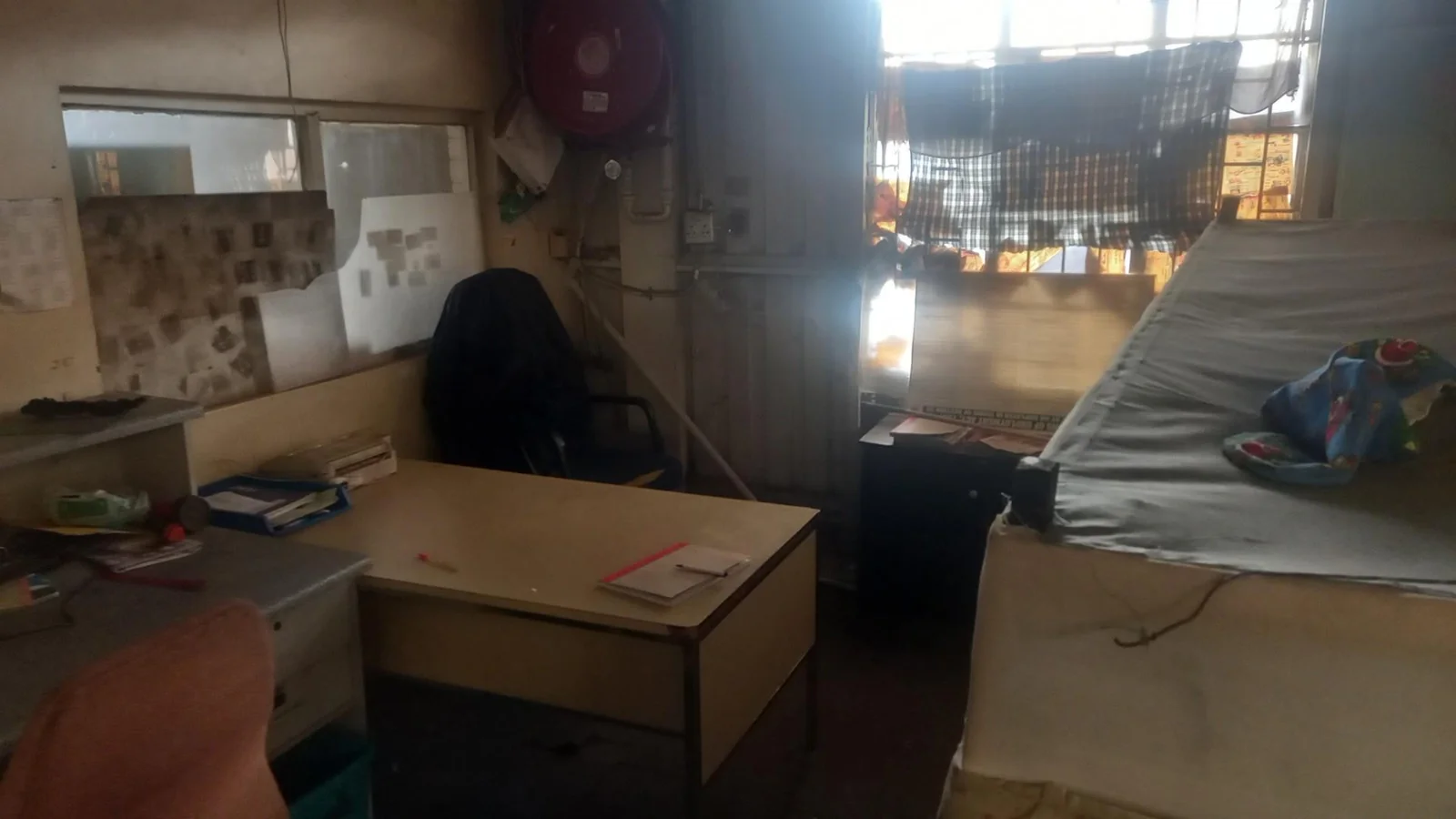 1200m² Warehouse to rent in Hamilton