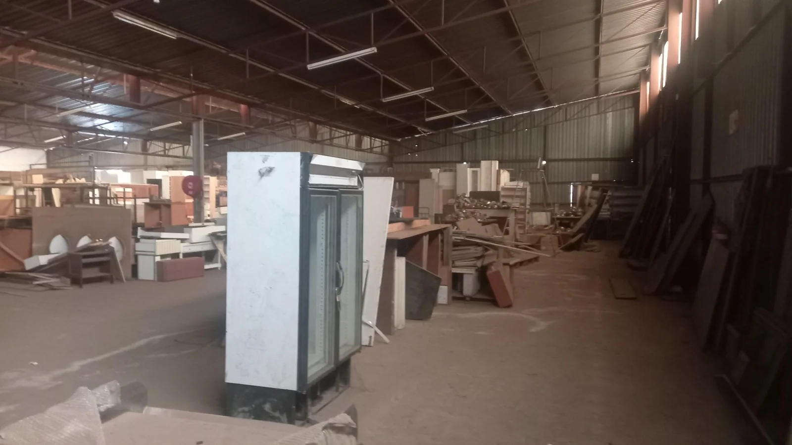 1200m² Warehouse to rent in Hamilton