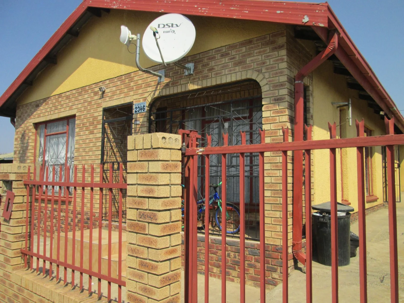 Modern 3 bedroom house in Bohlokong