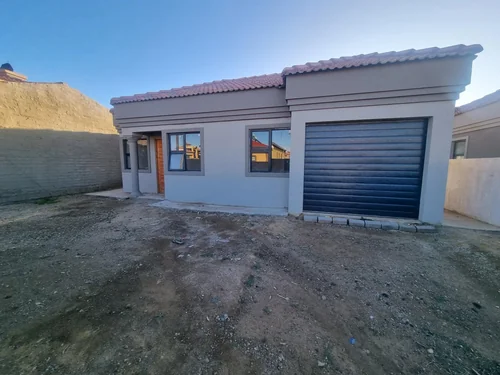 Golden Gardens, Sebokeng