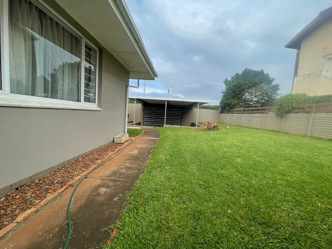 3 Bedroom house with pool and cottage in Umbilo