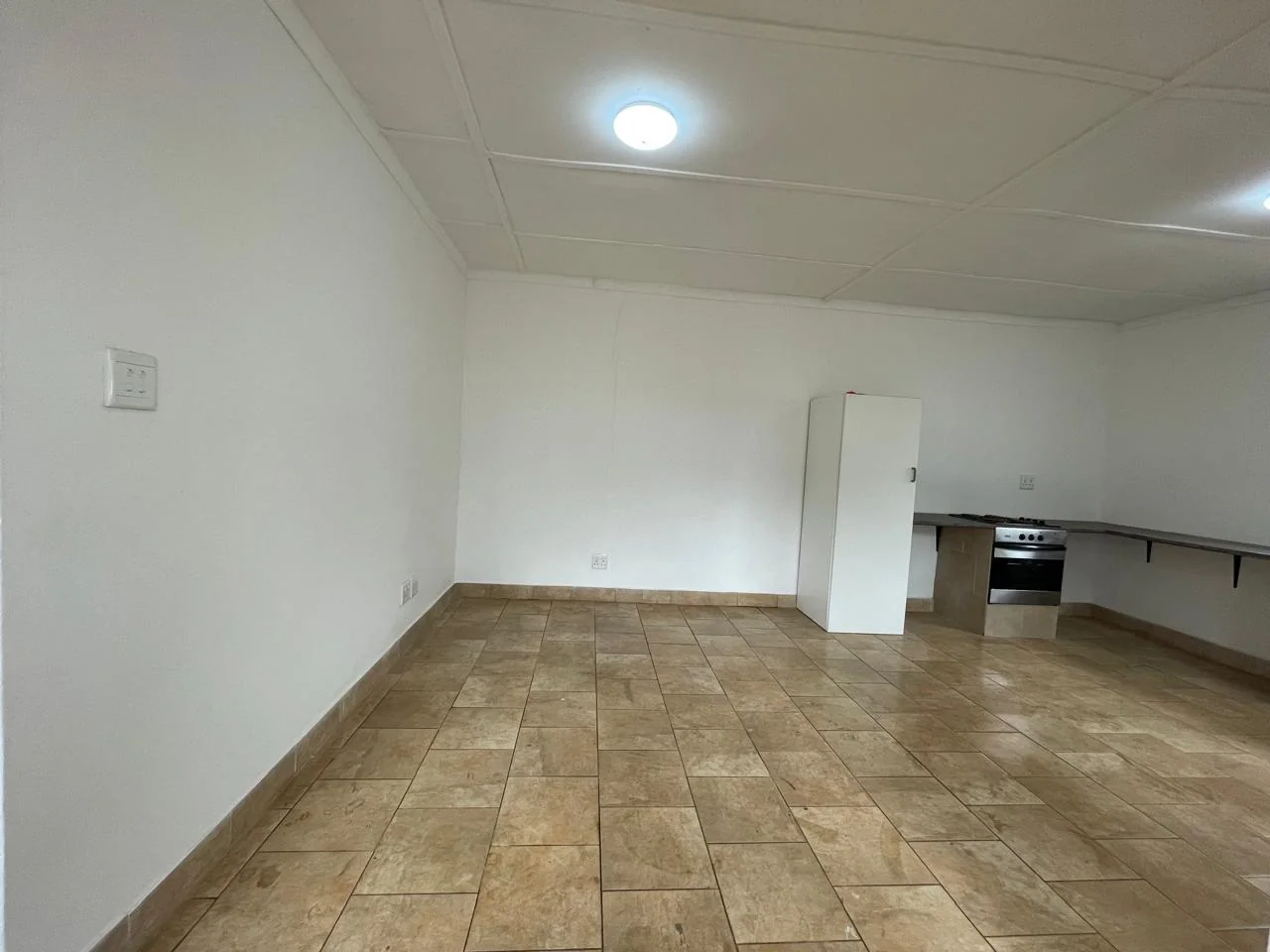 3 Bedroom house with pool and cottage in Umbilo