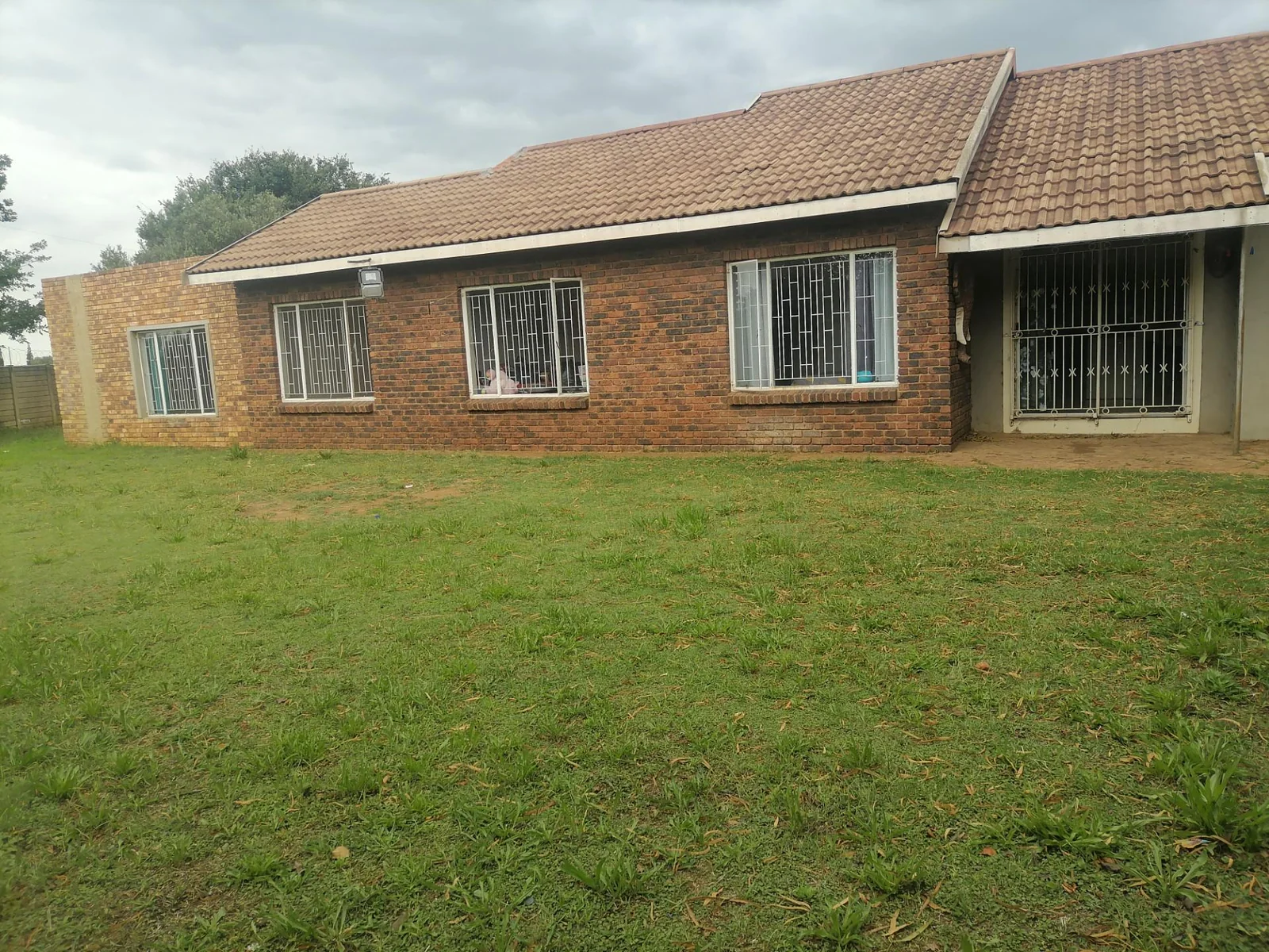 4 Bedroom family home to let in Waldrift.