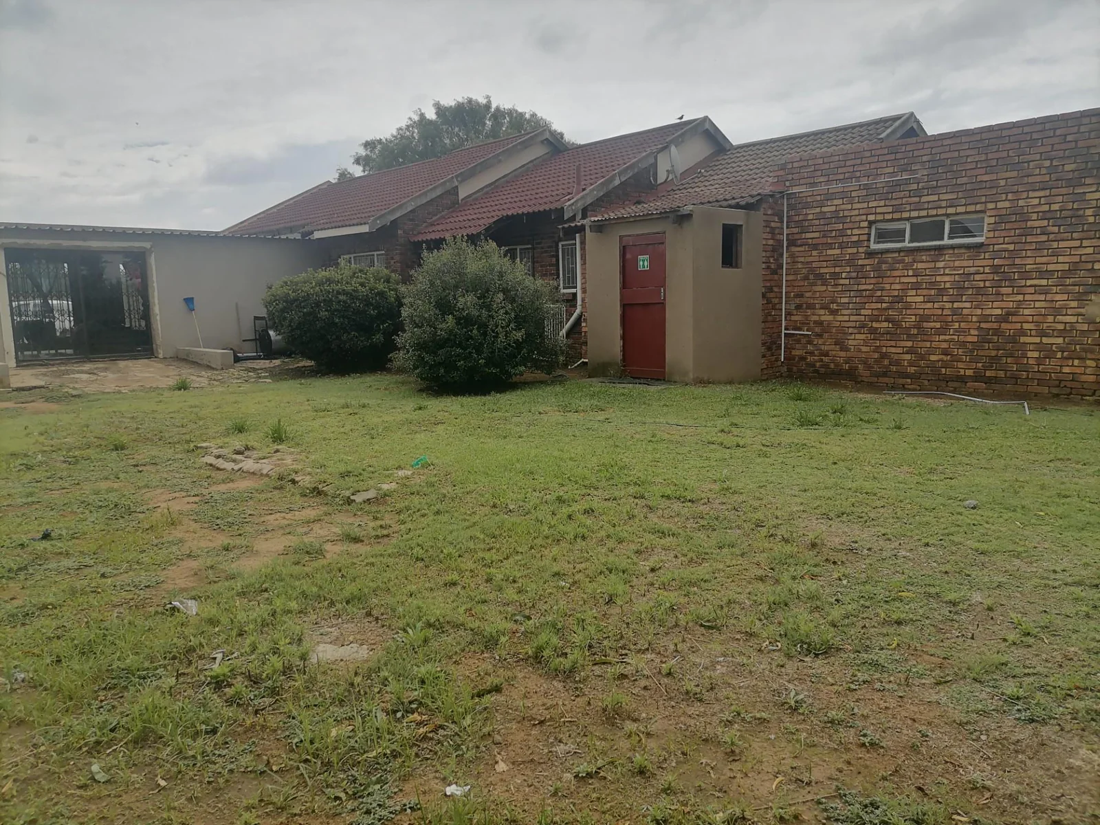 4 Bedroom family home to let in Waldrift.